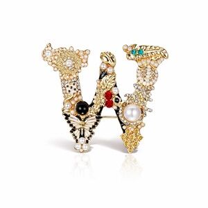 ⚜️ Elegant Gold and Black Embellished Brooch